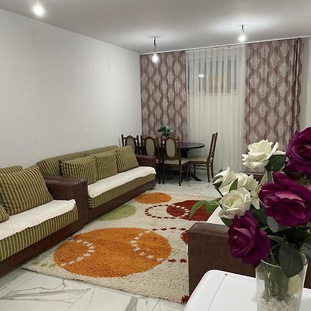 Unik Family Apartments 普里兹伦 外观 照片