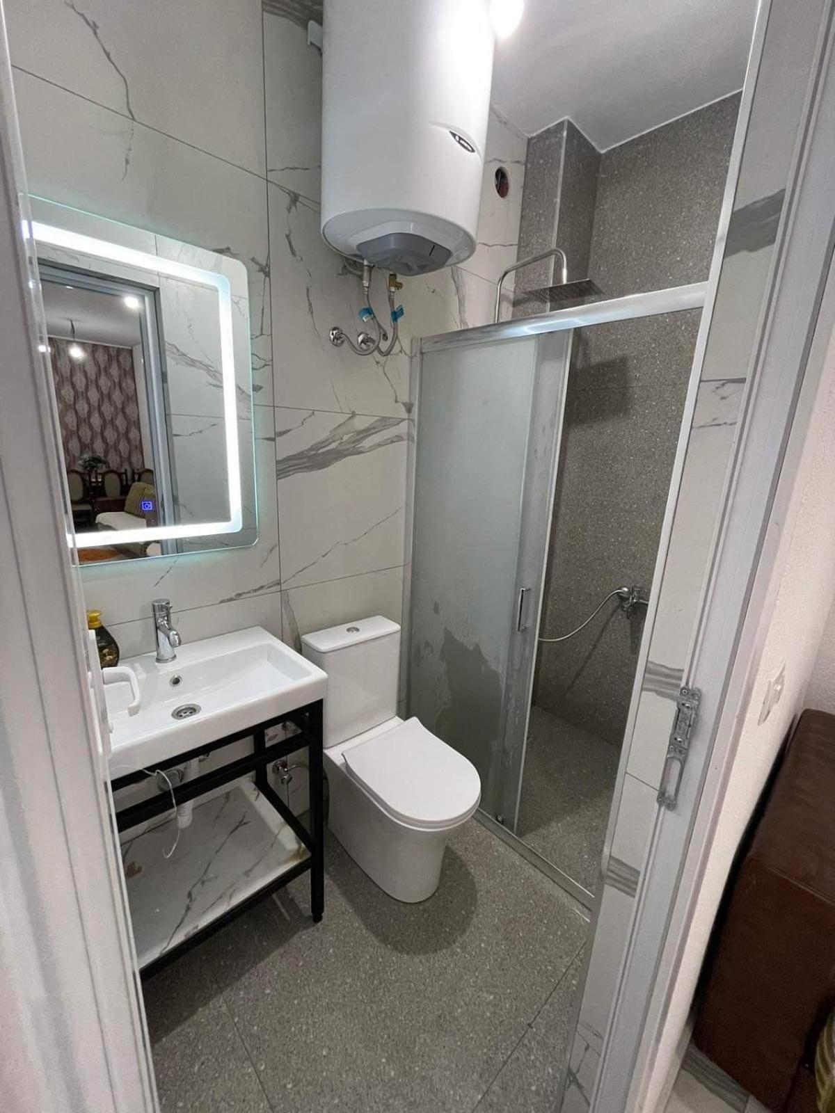 Unik Family Apartments 普里兹伦 外观 照片